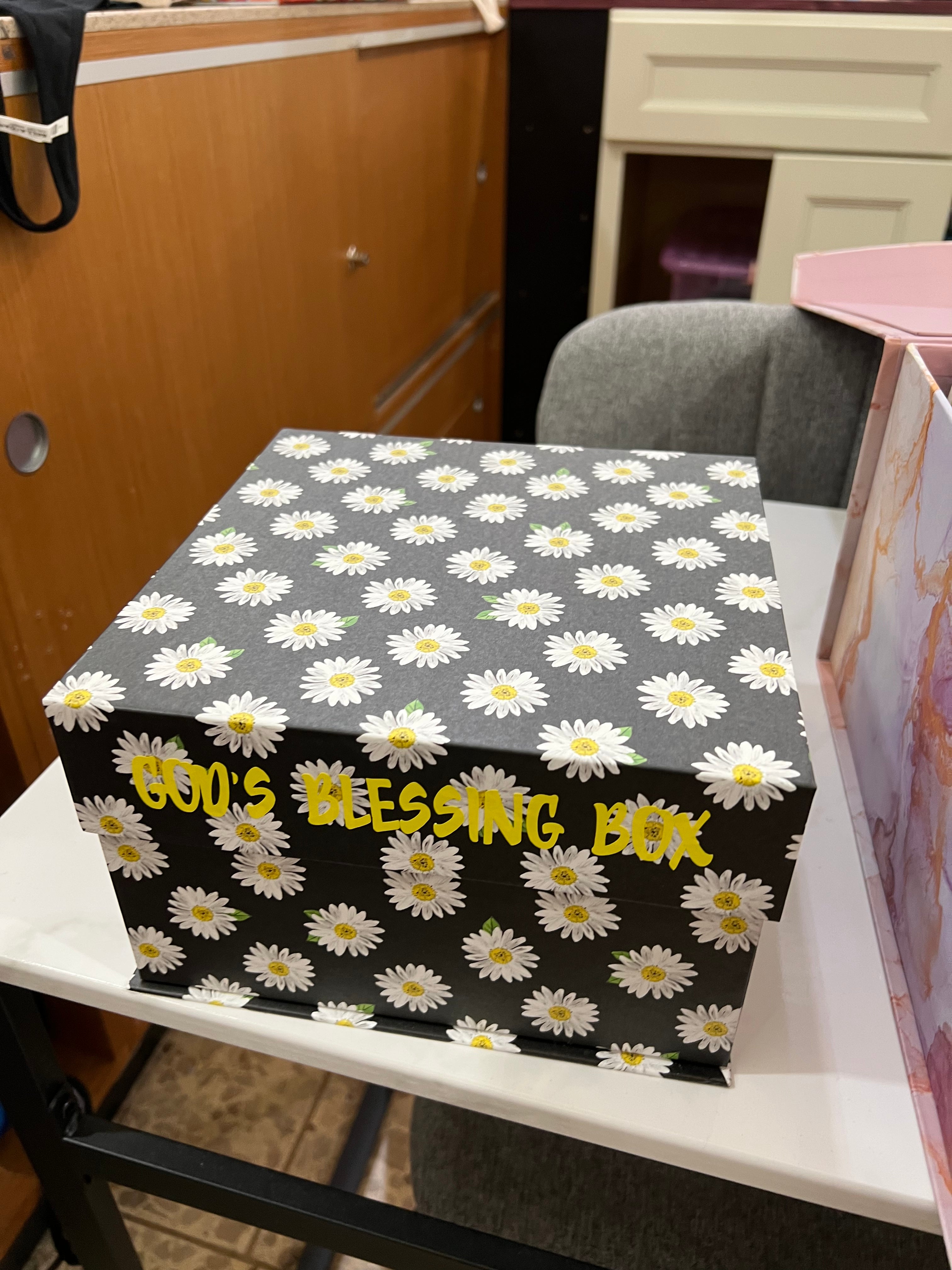 Customizable God blessing box