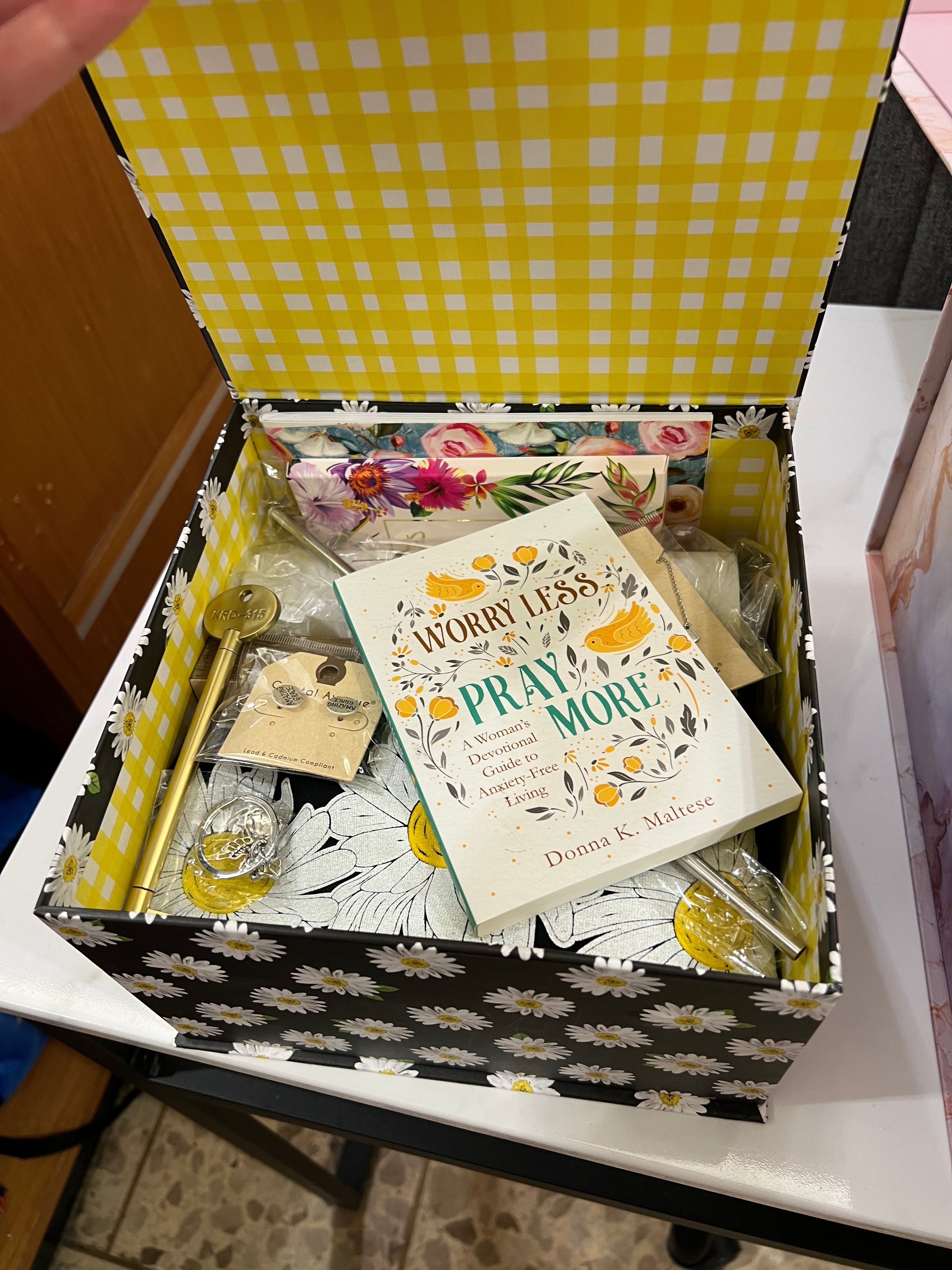 Customizable God blessing box